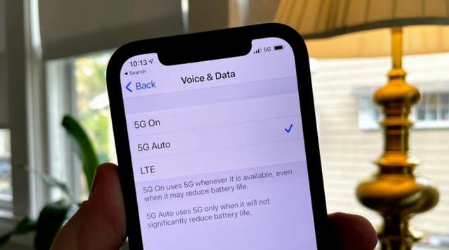 荣县苹果手机维修分享iPhone 12如何打开或关闭5G网络 