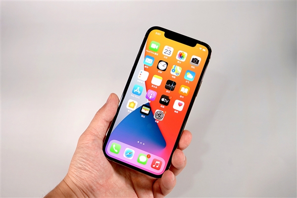 荣县苹果手机维修分享iOS 14.2修订版已到，专属iPhone 12系列 
